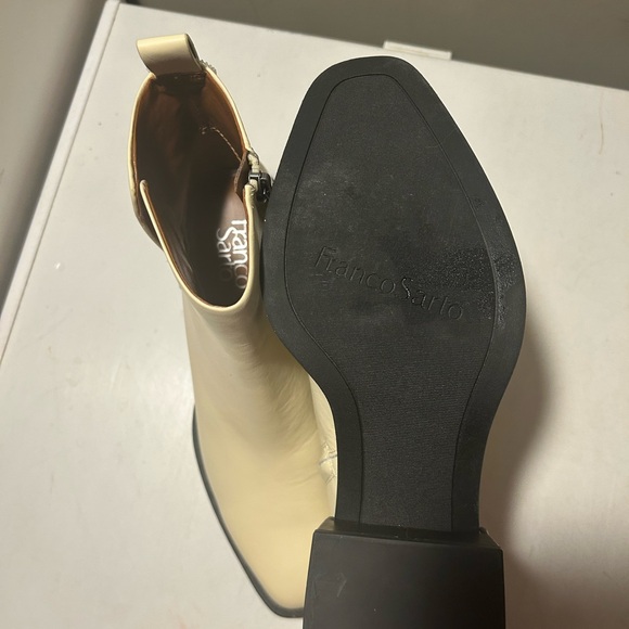 Franco Sarto ivory color leather ankle boots 1.5” block heels various sizes NWT - Picture 5 of 7